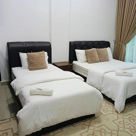 Hassma Studio Apartment At Kompleks Mutiara Gm Gua Musang Exterior foto
