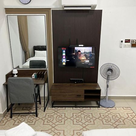 Hassma Studio Apartment At Kompleks Mutiara Gm Gua Musang Exterior foto